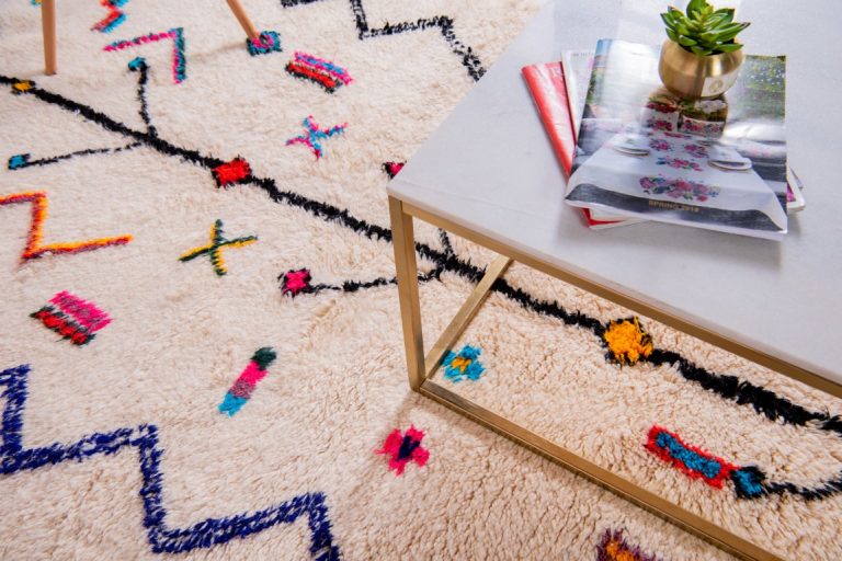 How to Clean a Shag Rug